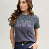 T-shirt com Aplicação Love