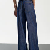 Calça Pantalona Jeans Leve com Pesponto