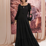 Vestido Longo Amplo com Bordado