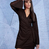 Vestido Mini em Renda com Trespasse