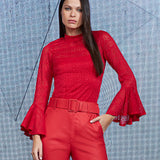 Blusa em Renda Manga Godê