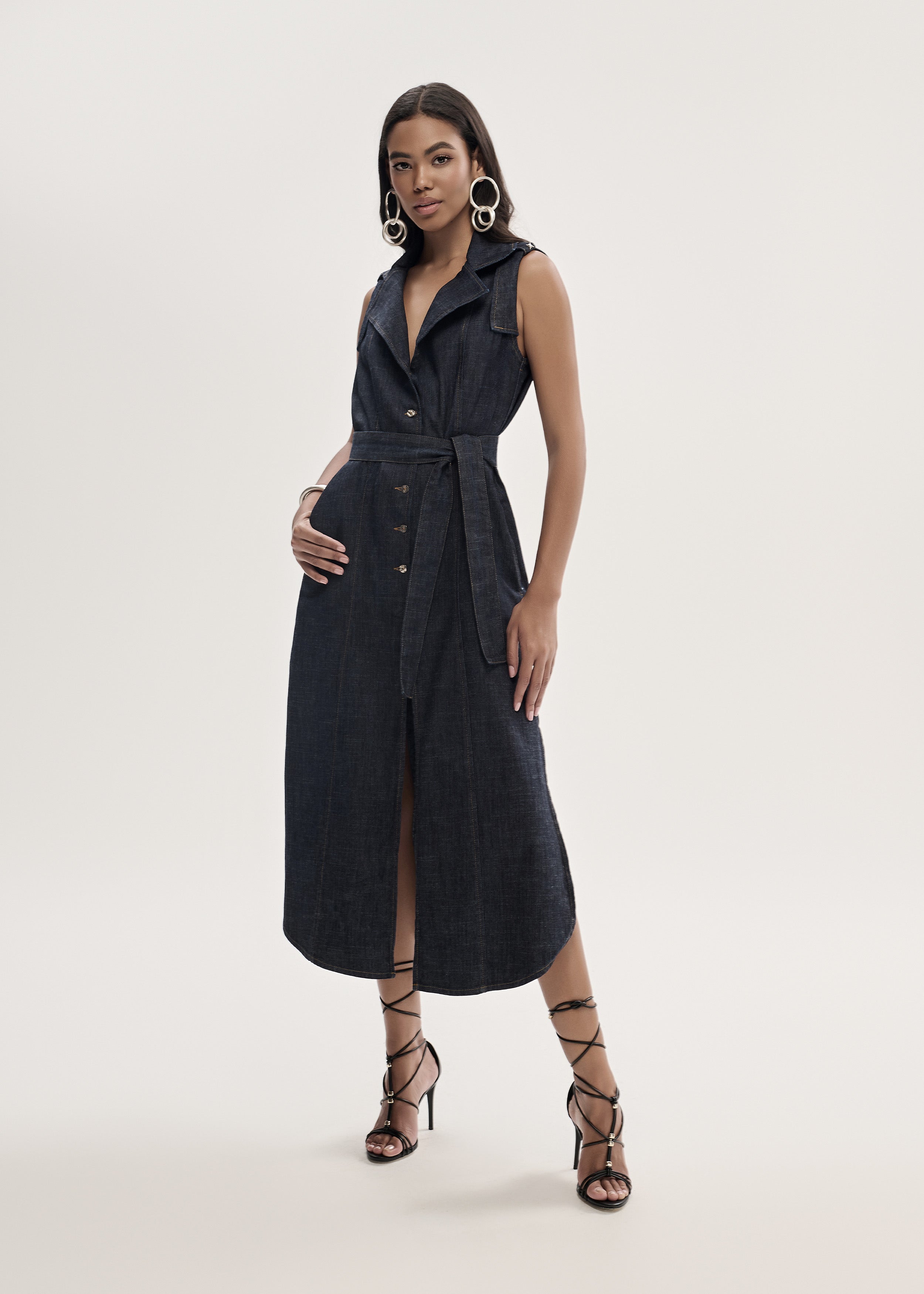Vestido Jeans Midi com Faixa