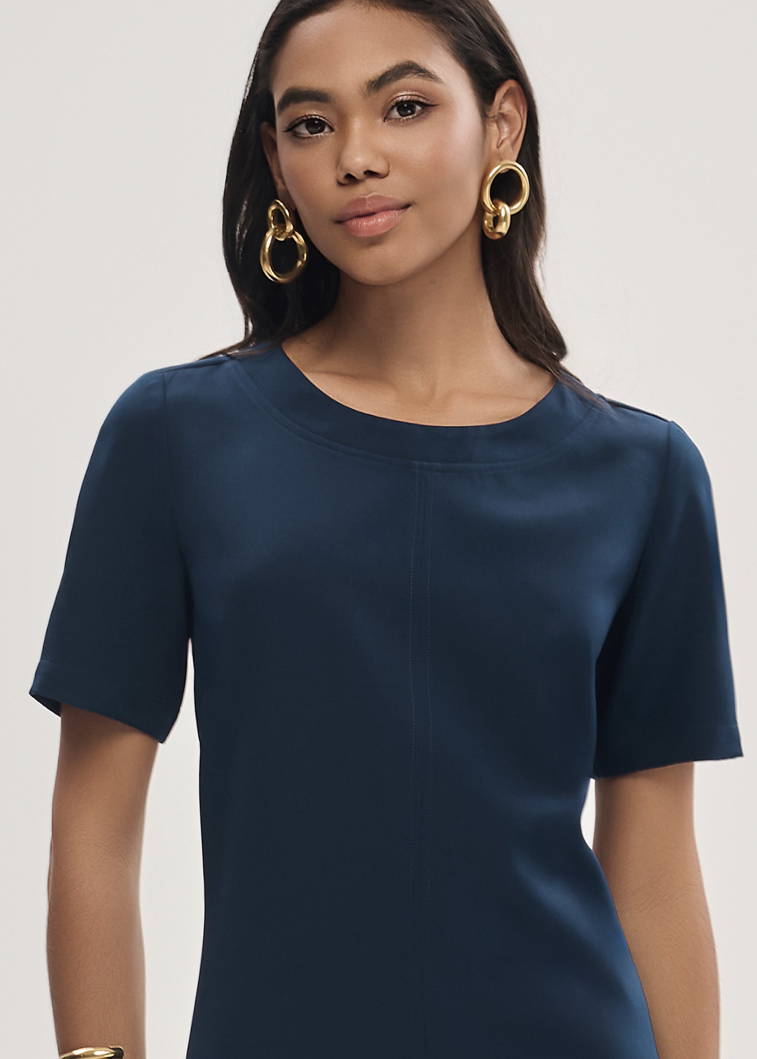 Vestido Curto em Malha