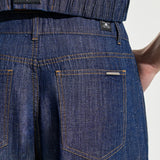 Calça Pantalona Jeans Leve com Pesponto