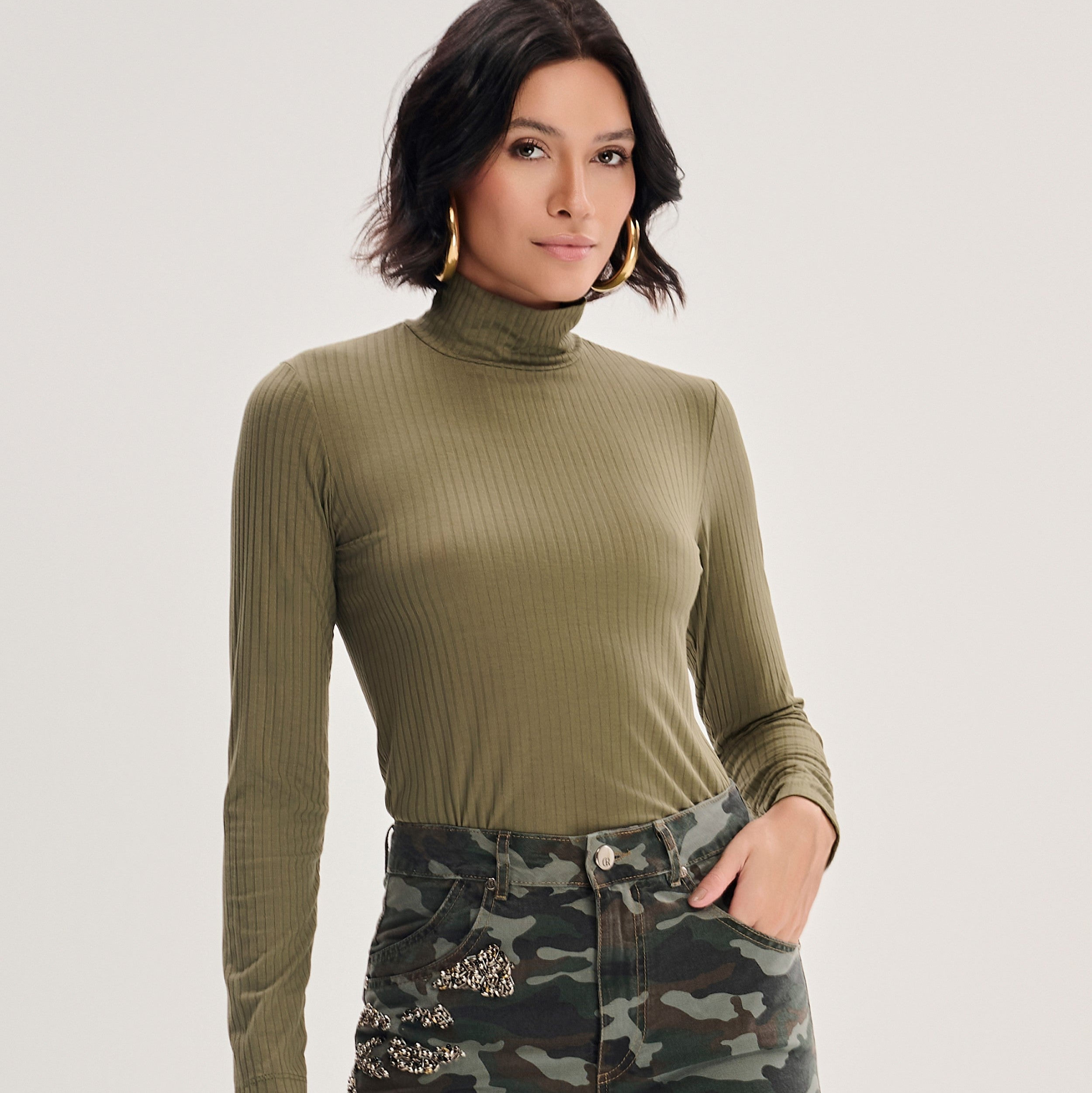 Blusa Cacharrel Essencial Preta