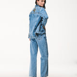 Calça Jeans Wide Leg Lavanderia Média
