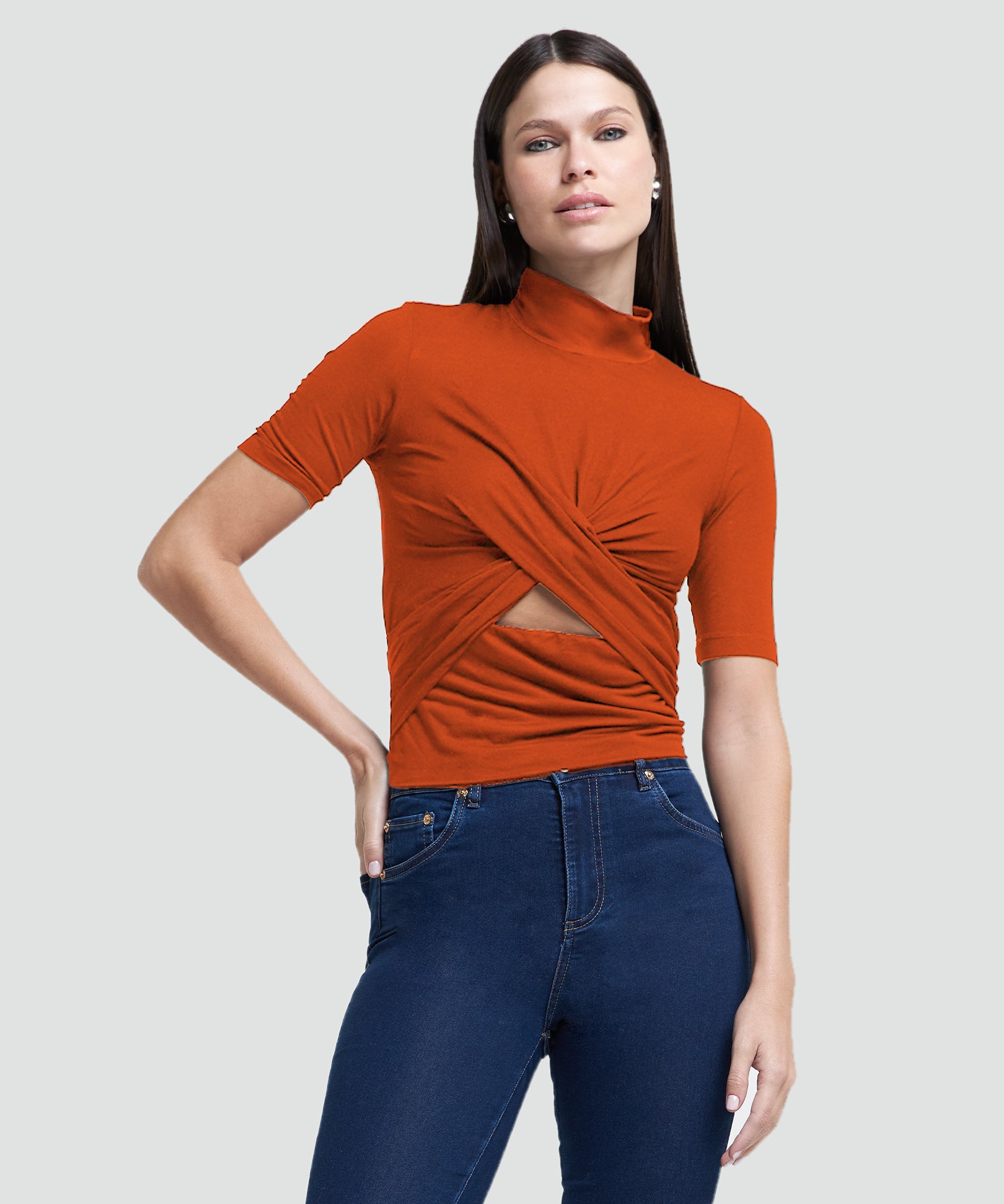 Blusa com Recorte Transpassado