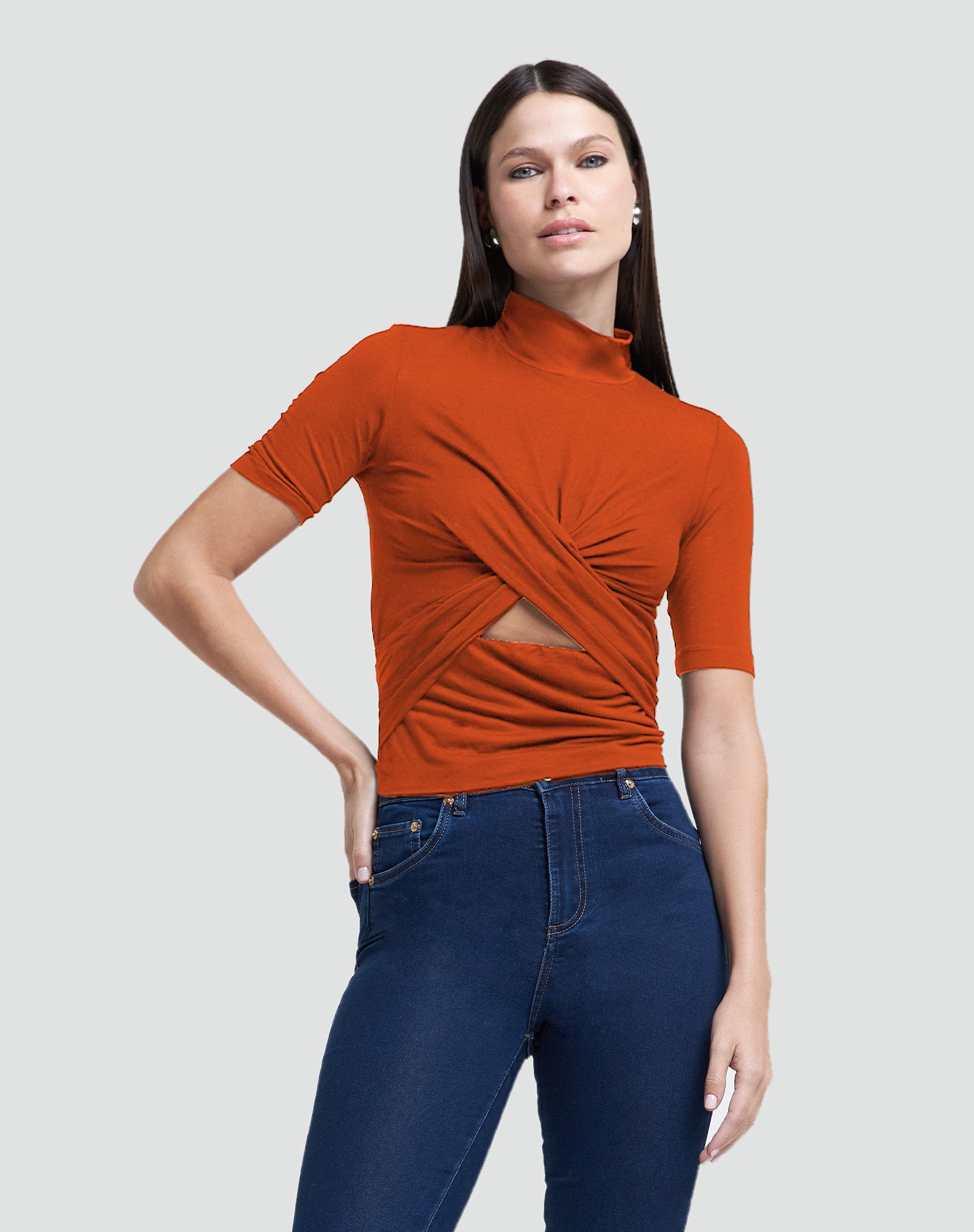 Blusa com Recorte Transpassado