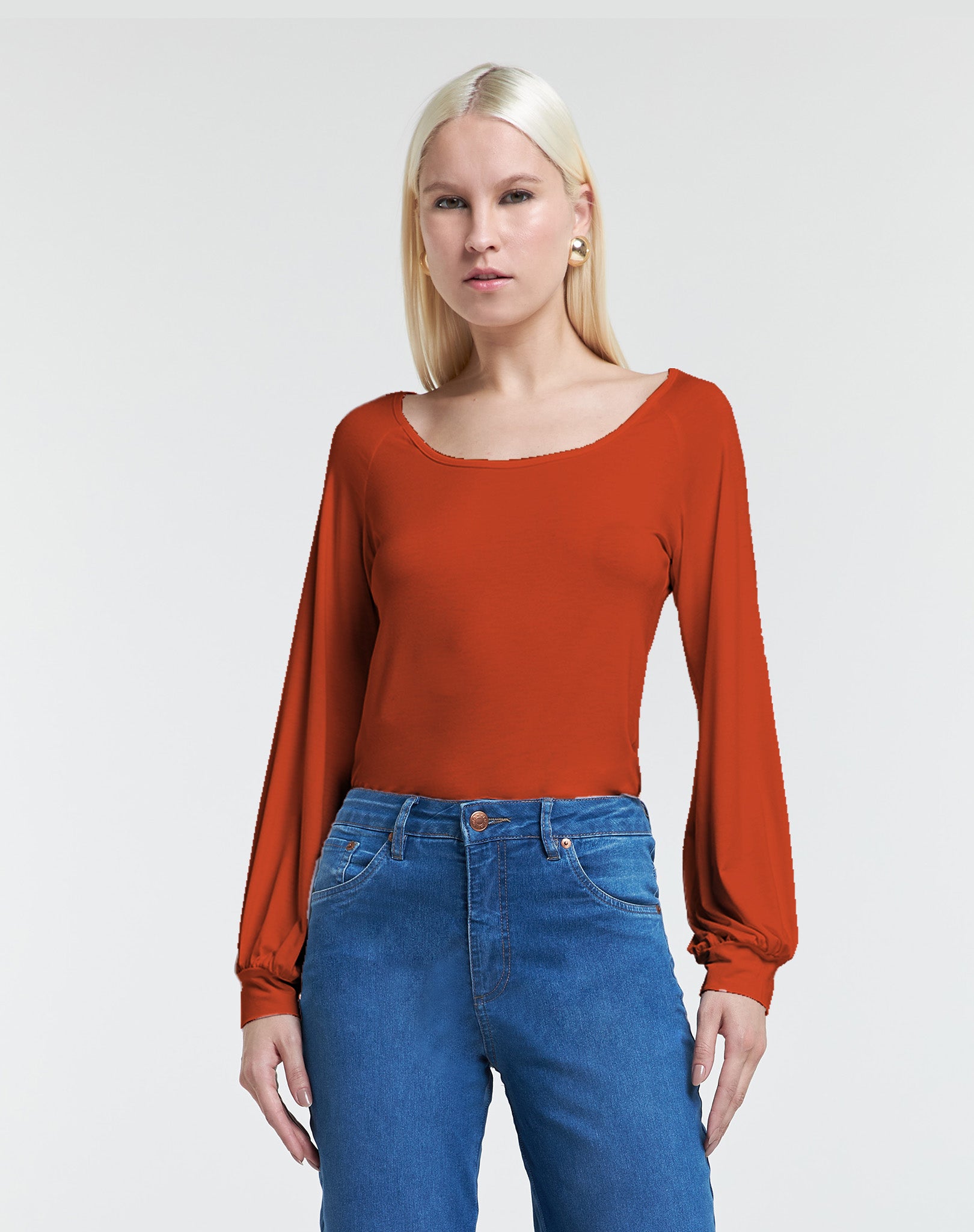 Blusa Malha Manga Longa com Gola Canoa