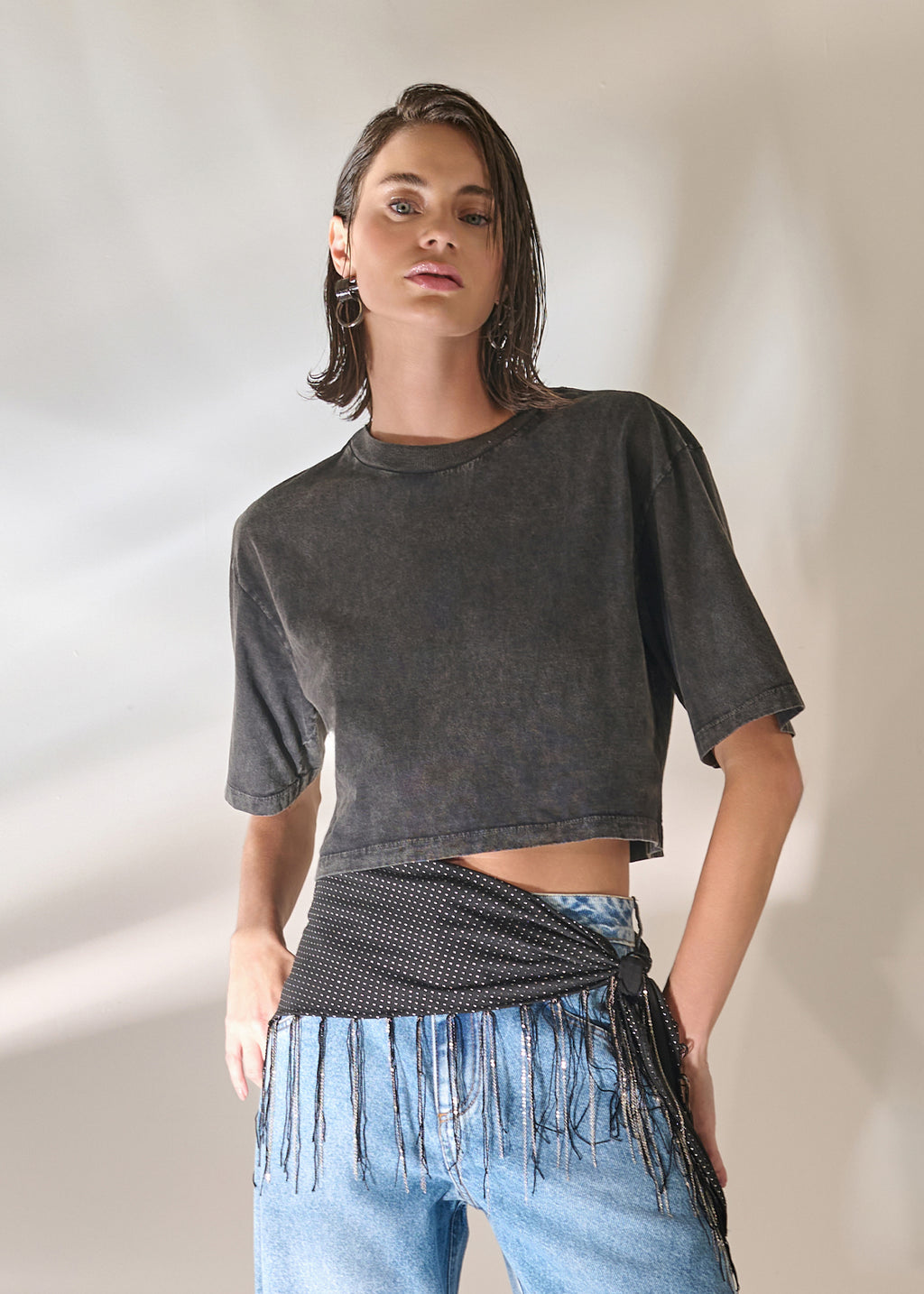 Blusa Cropped em Malha Marmorizada Cinza