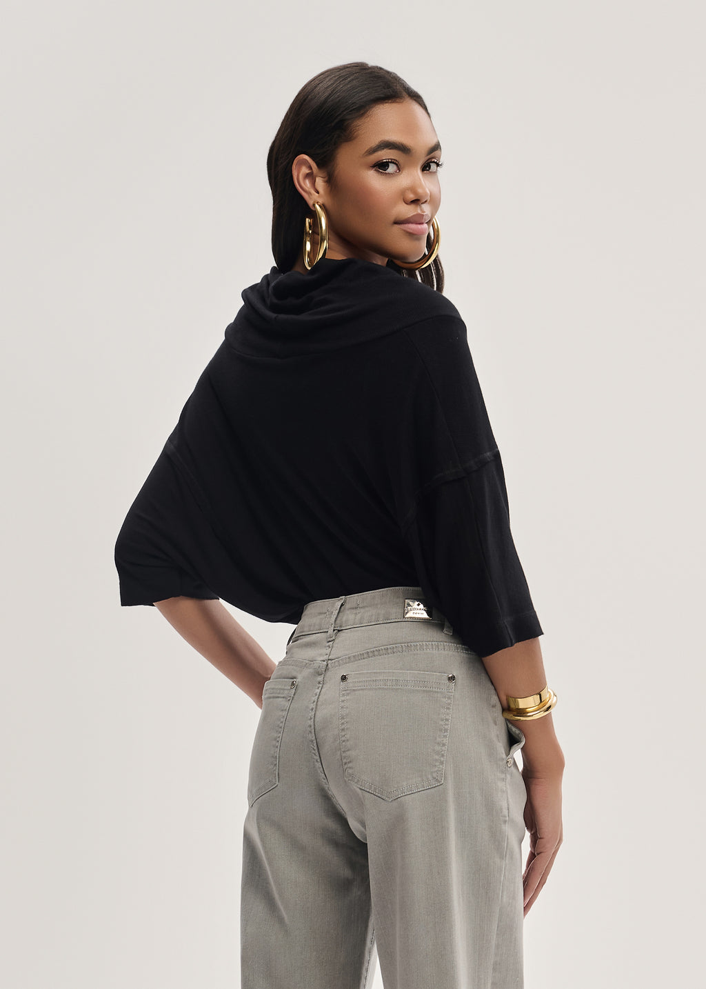 Blusa com Gola Ampla