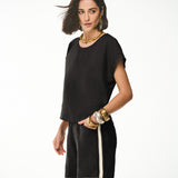 Blusa Ampla com Costura Central