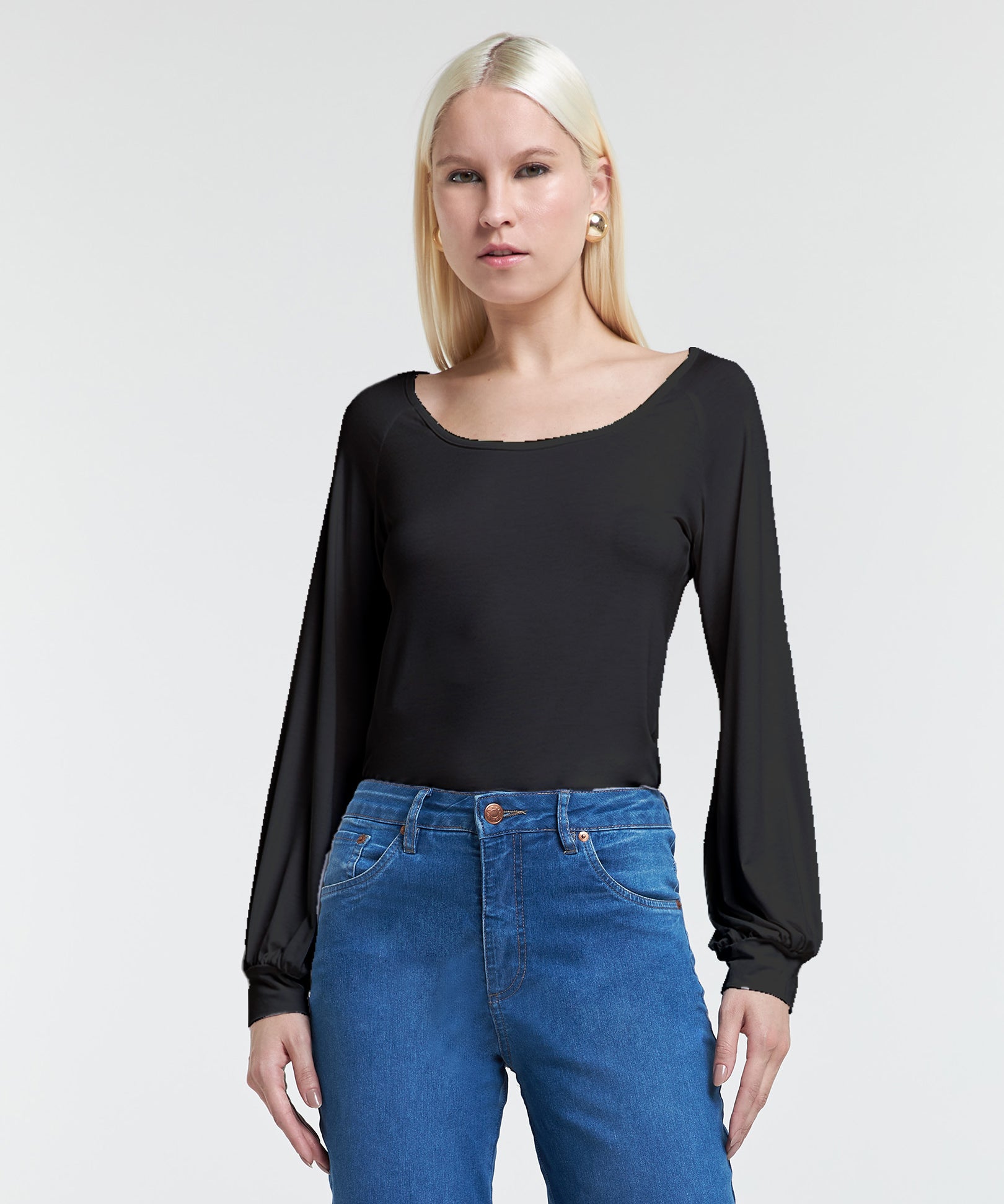 Blusa Malha Manga Longa com Gola Canoa