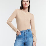 Blusa Gola V Botões no Punho