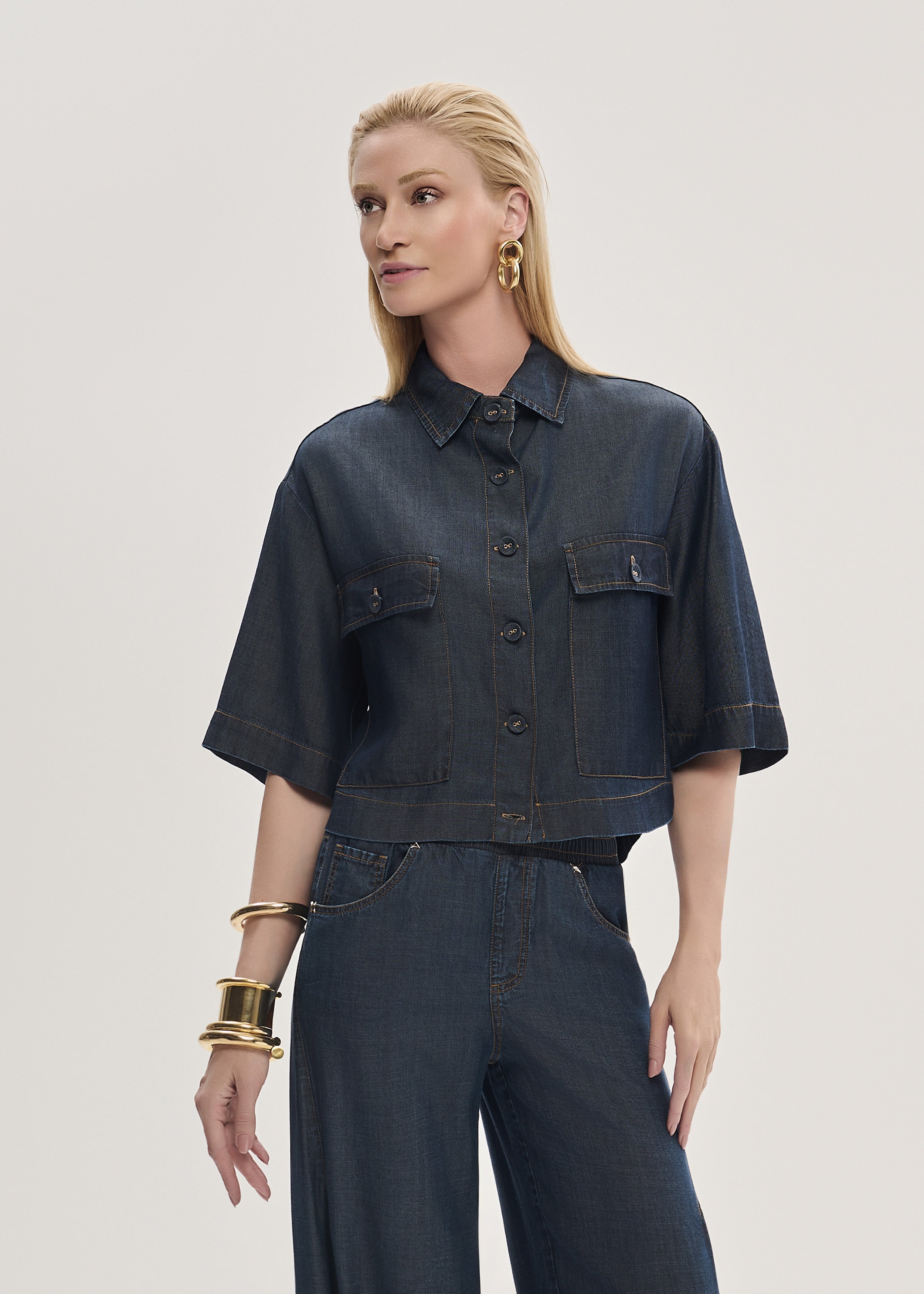 Camisa Jeans Cropped Manga Curta