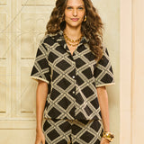 Camisa em Cordone Bordado com Mangas Curtas