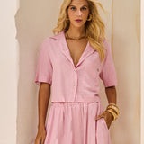 Camisa Boxy Fit com Mangas Curtas