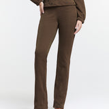 Calça Reta com Brilho Sutil