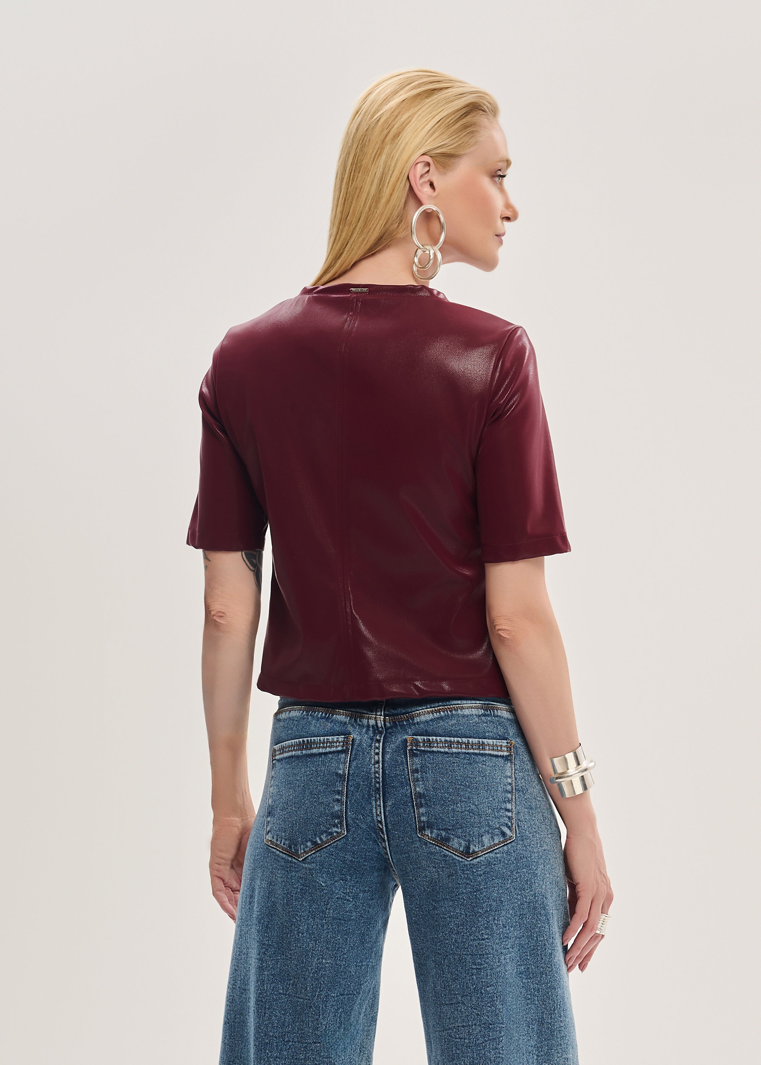 T-shirt Recortes Leather