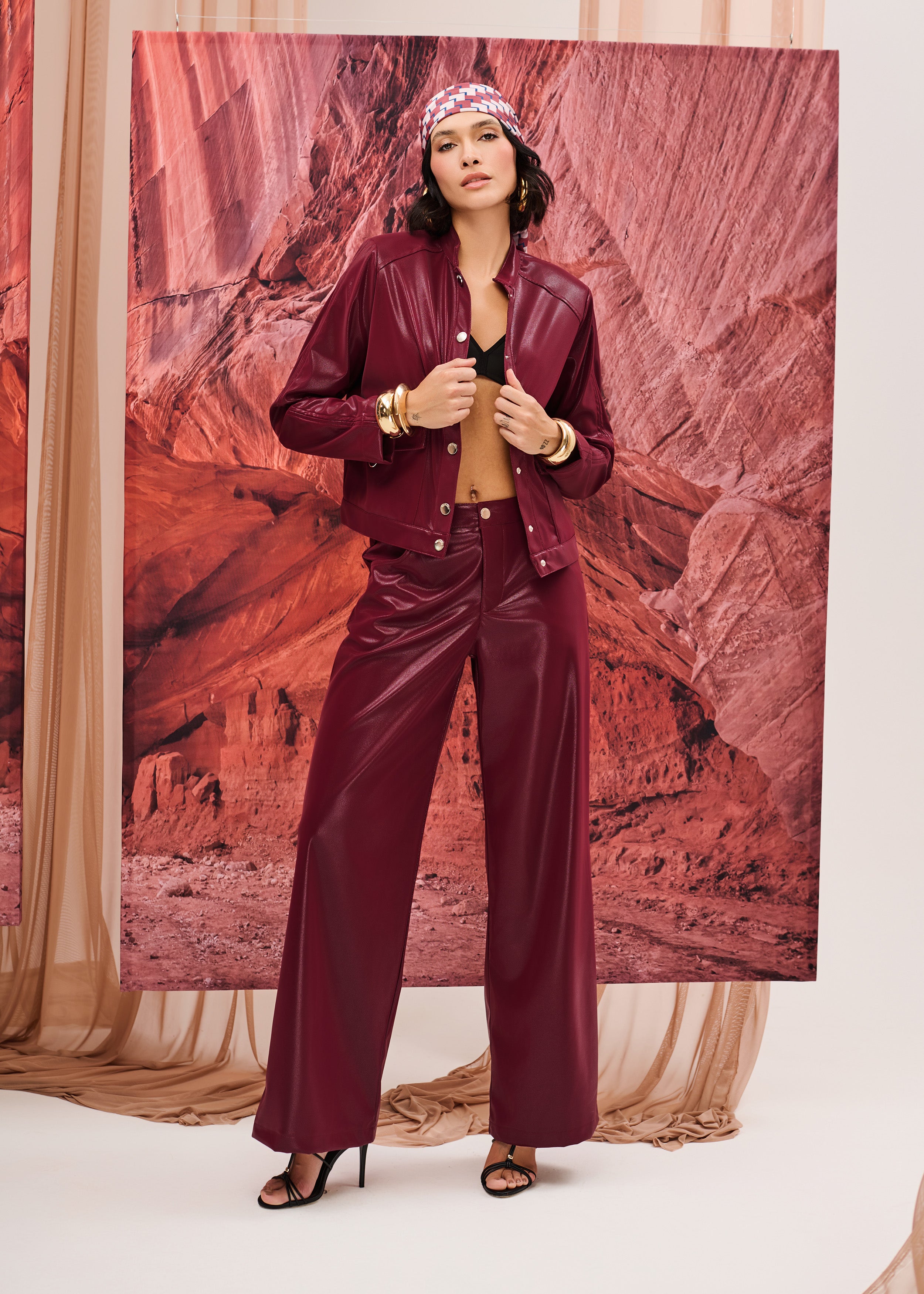Calça Wide Leg em PU Preta