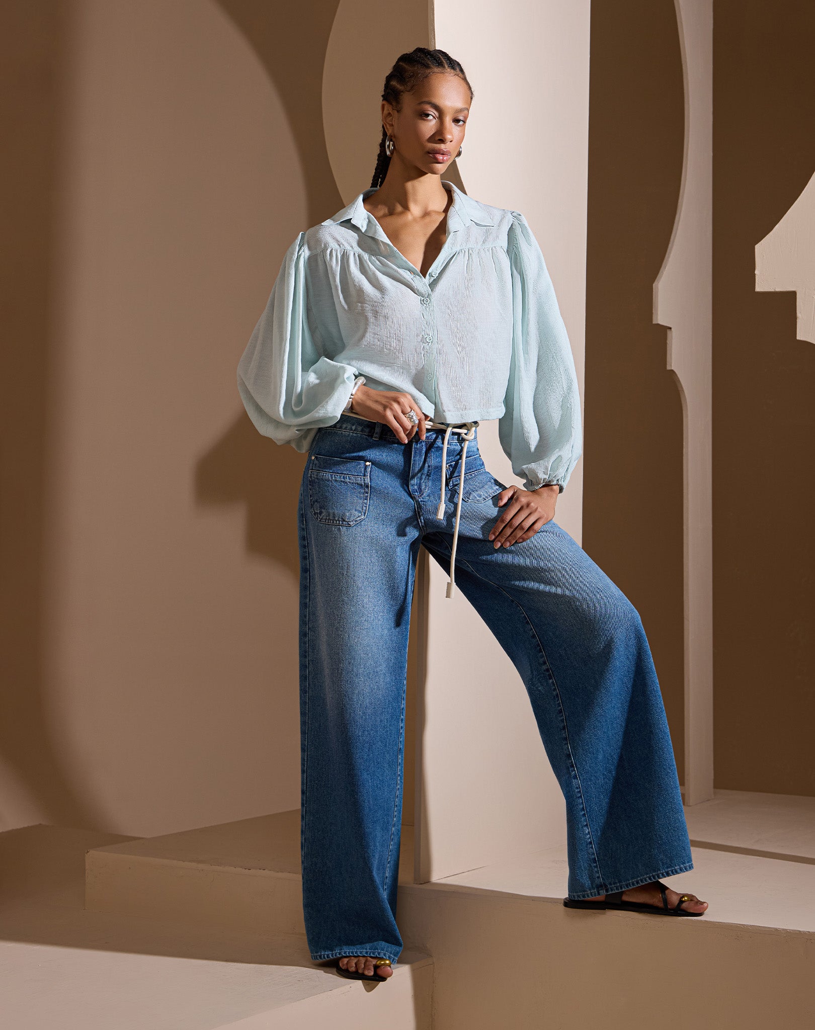 Calça Jeans Pantalona Bolso Diamante