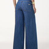 Calça Jeans Pantalona com Cinto em Denim