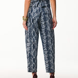 Calça Slouchy em Snake Jacquard Índigo