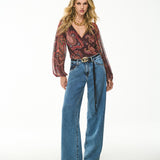 Calça Jeans Wide Leg com Cinto Cordão
