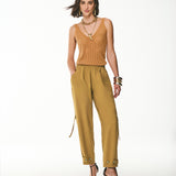 Calça Slouchy com Detalhe Utilitário