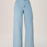 Calça Jeans Pantalona Clássica Lavagem Clara