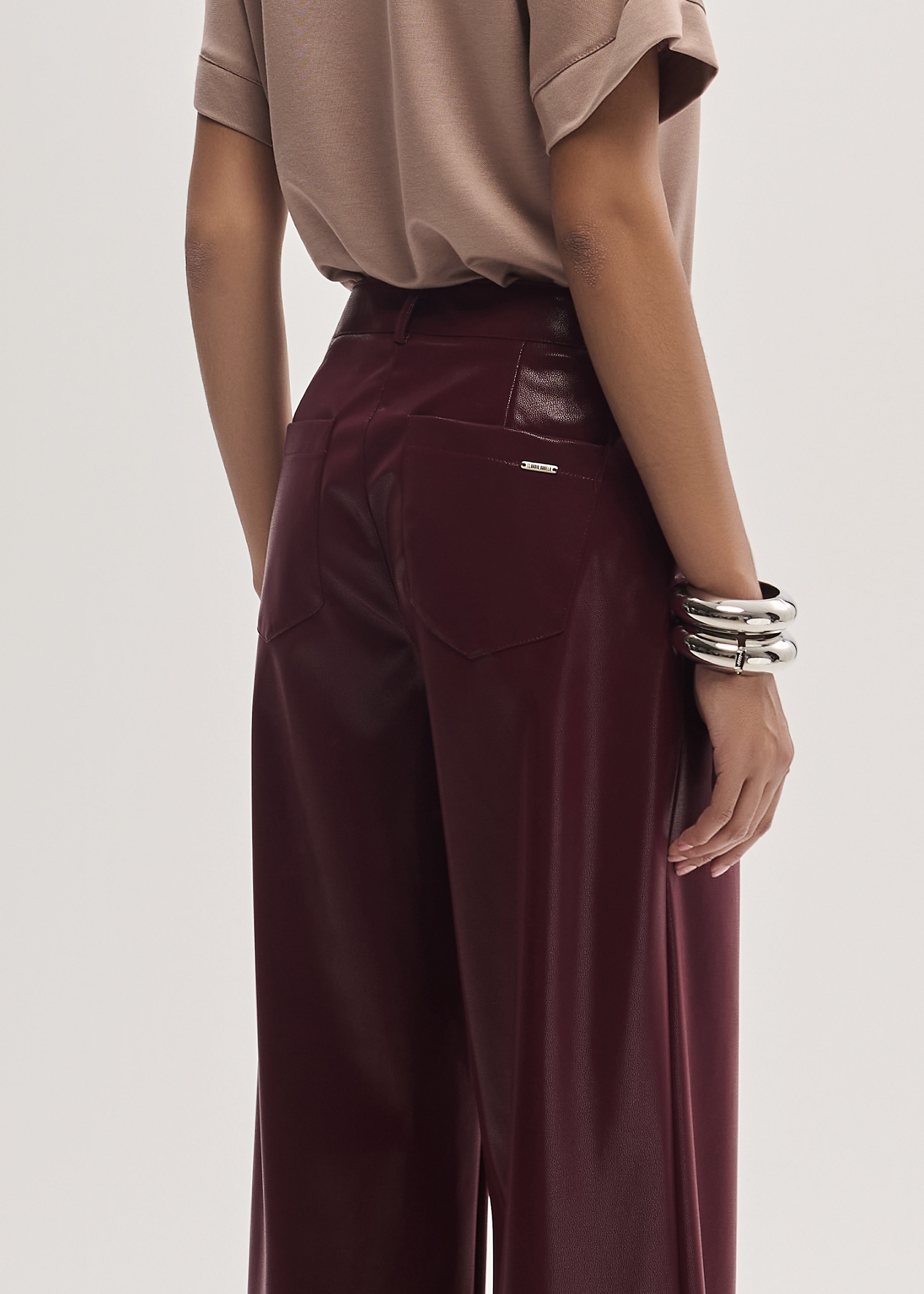 Calça Wide Leg em PU Preta
