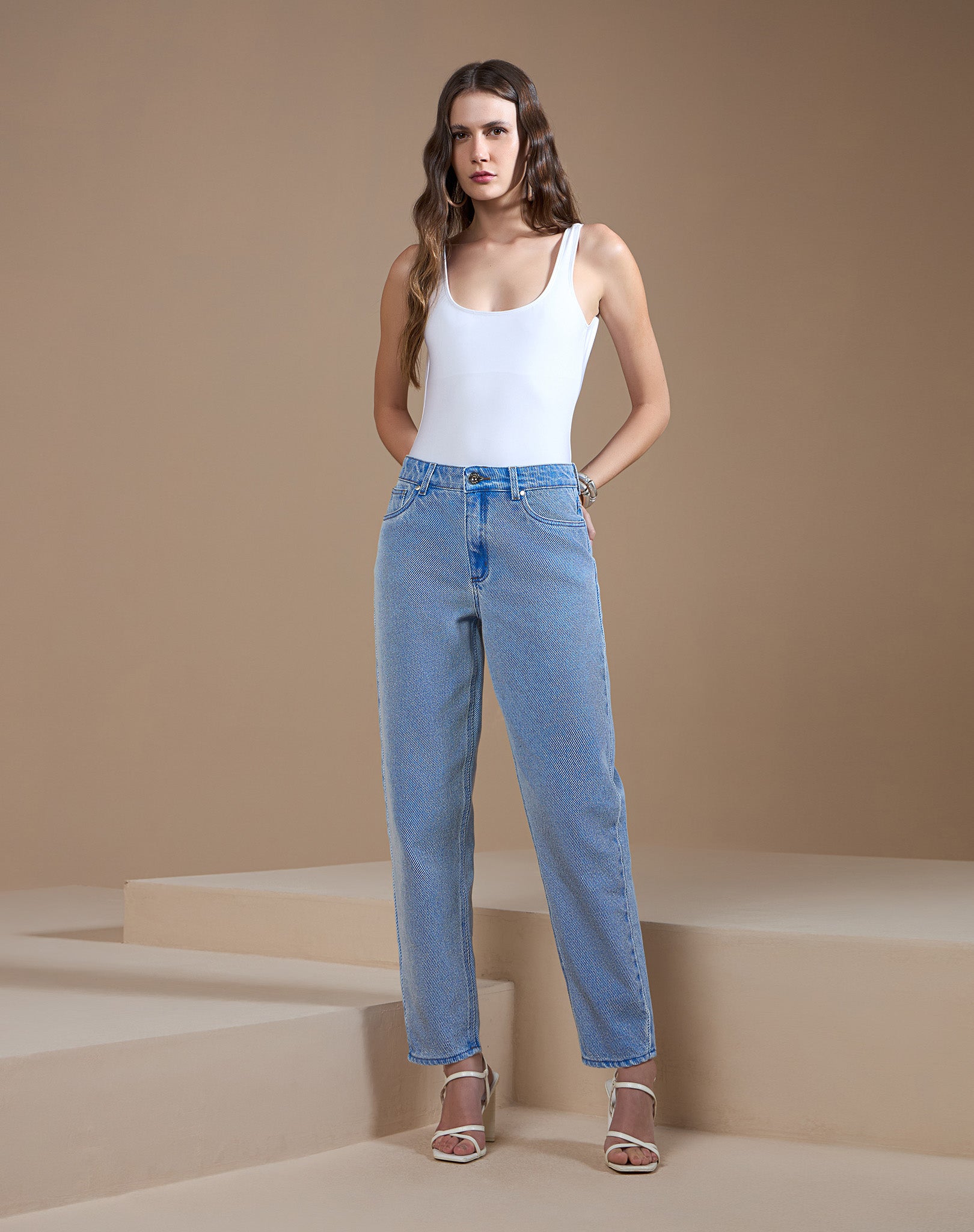 Calça Slouchy em Denim Estonado Diagonal