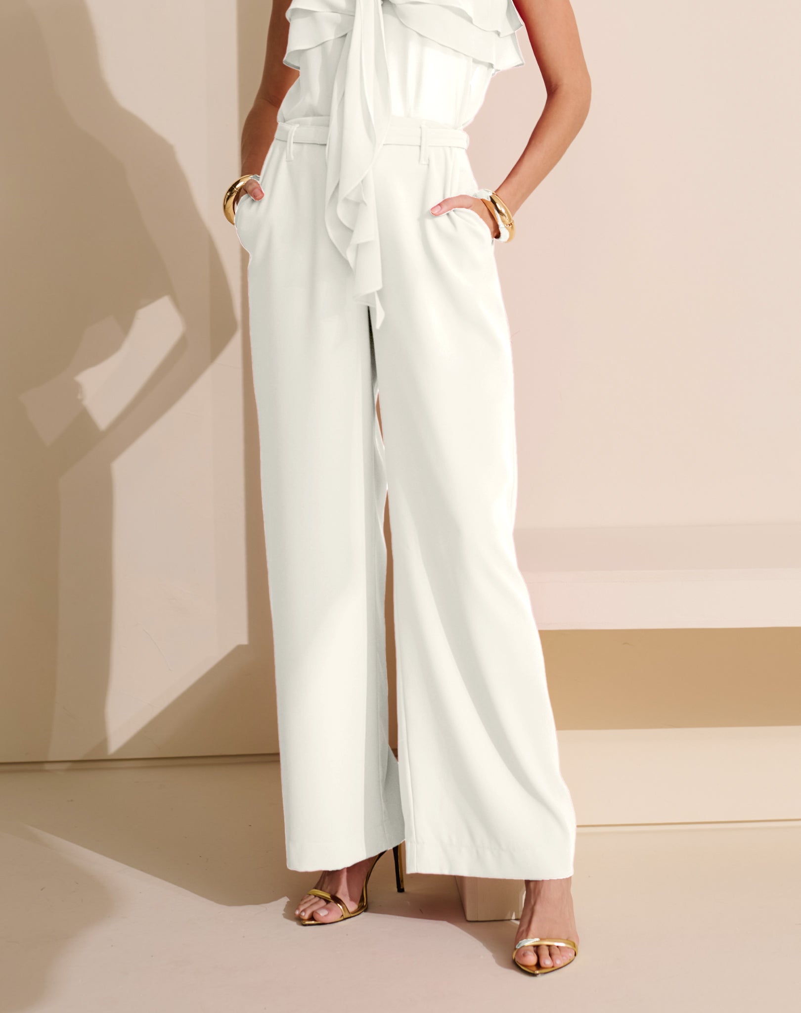 Calça Wide Leg Alfaiataria com Cinto
