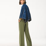 Calça Wide Leg em Alfaiataria com Cinto PU