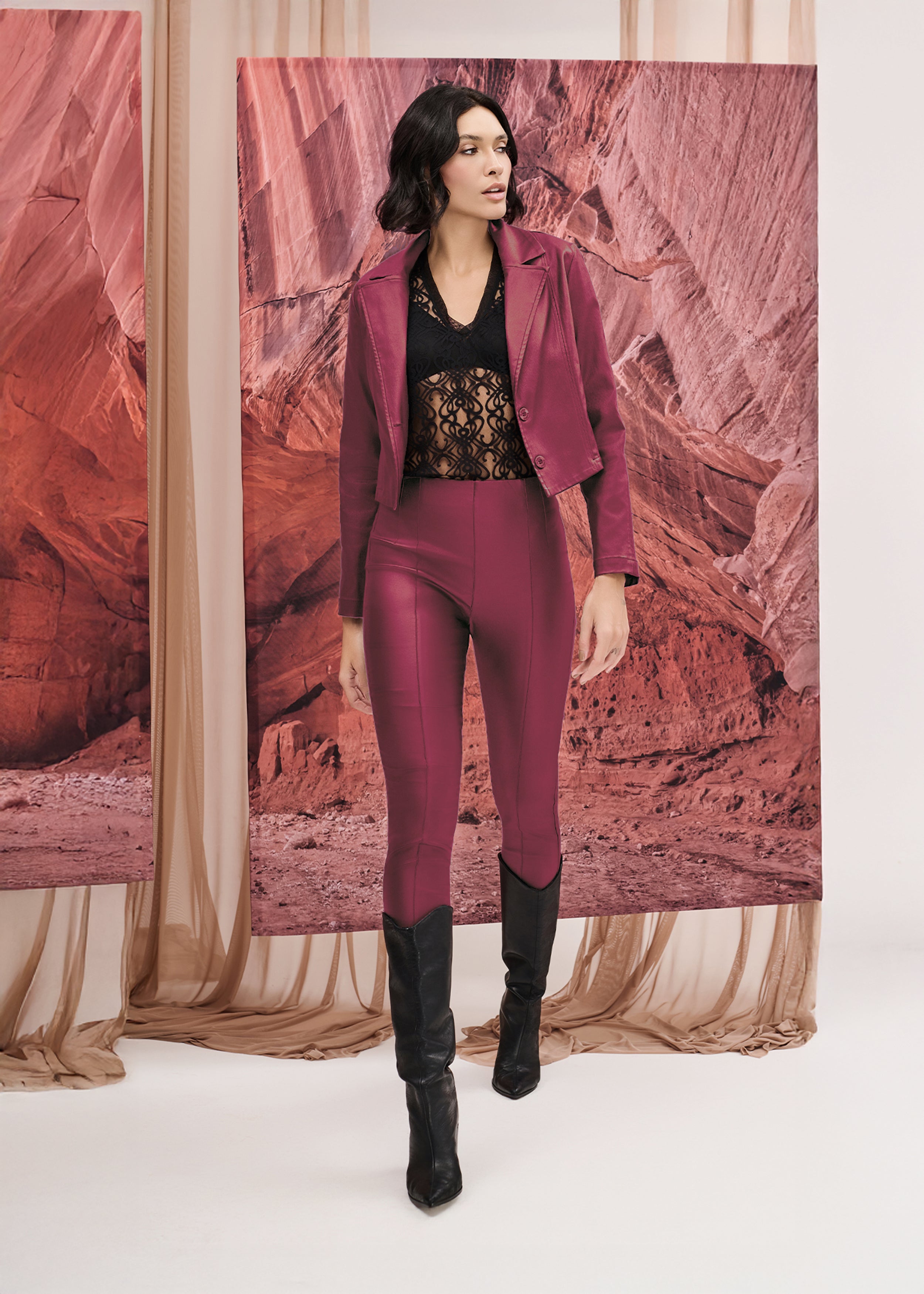 Calça Legging com Brilho Resinado Cereja