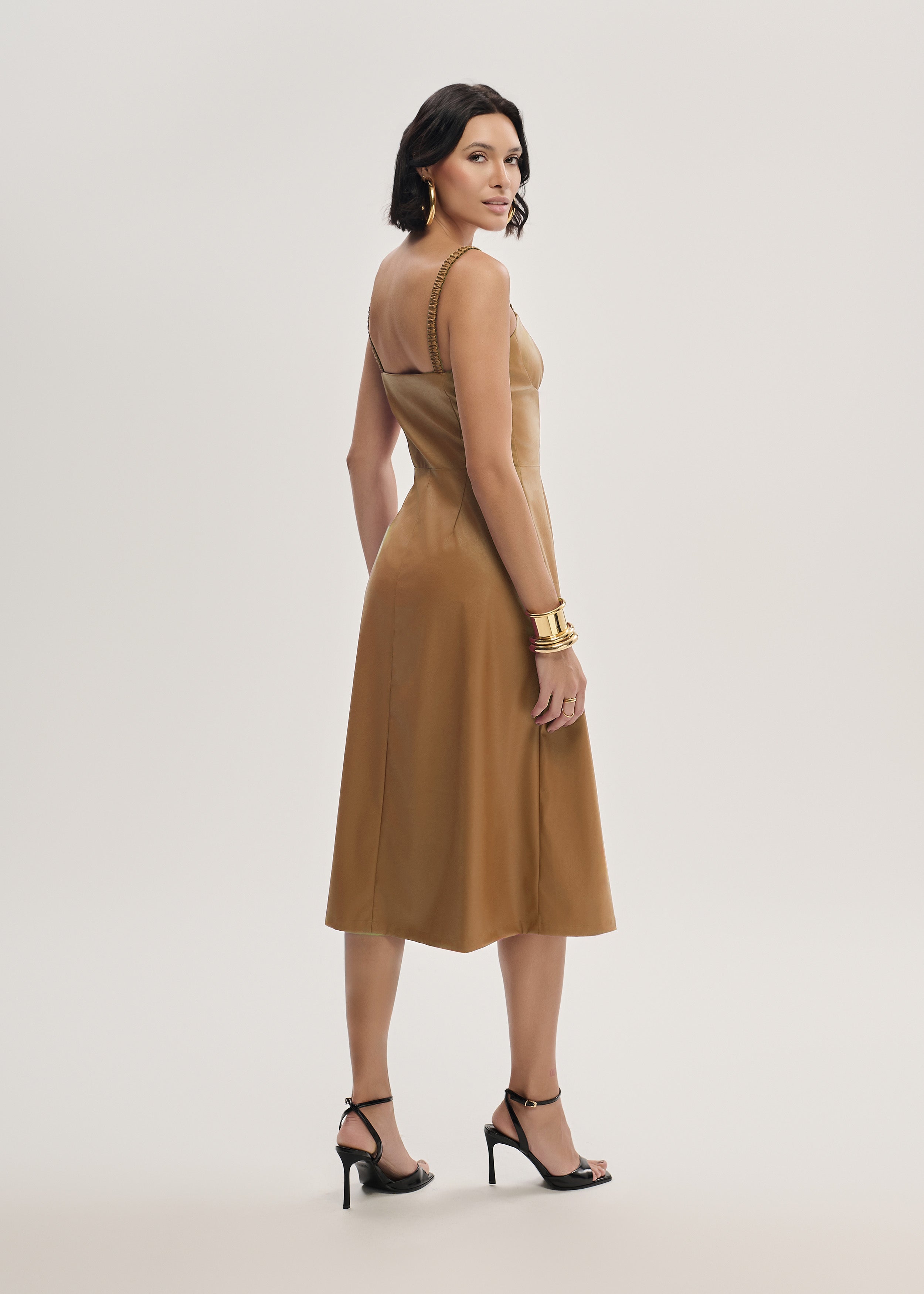 Vestido Midi em PU com Alça Fina