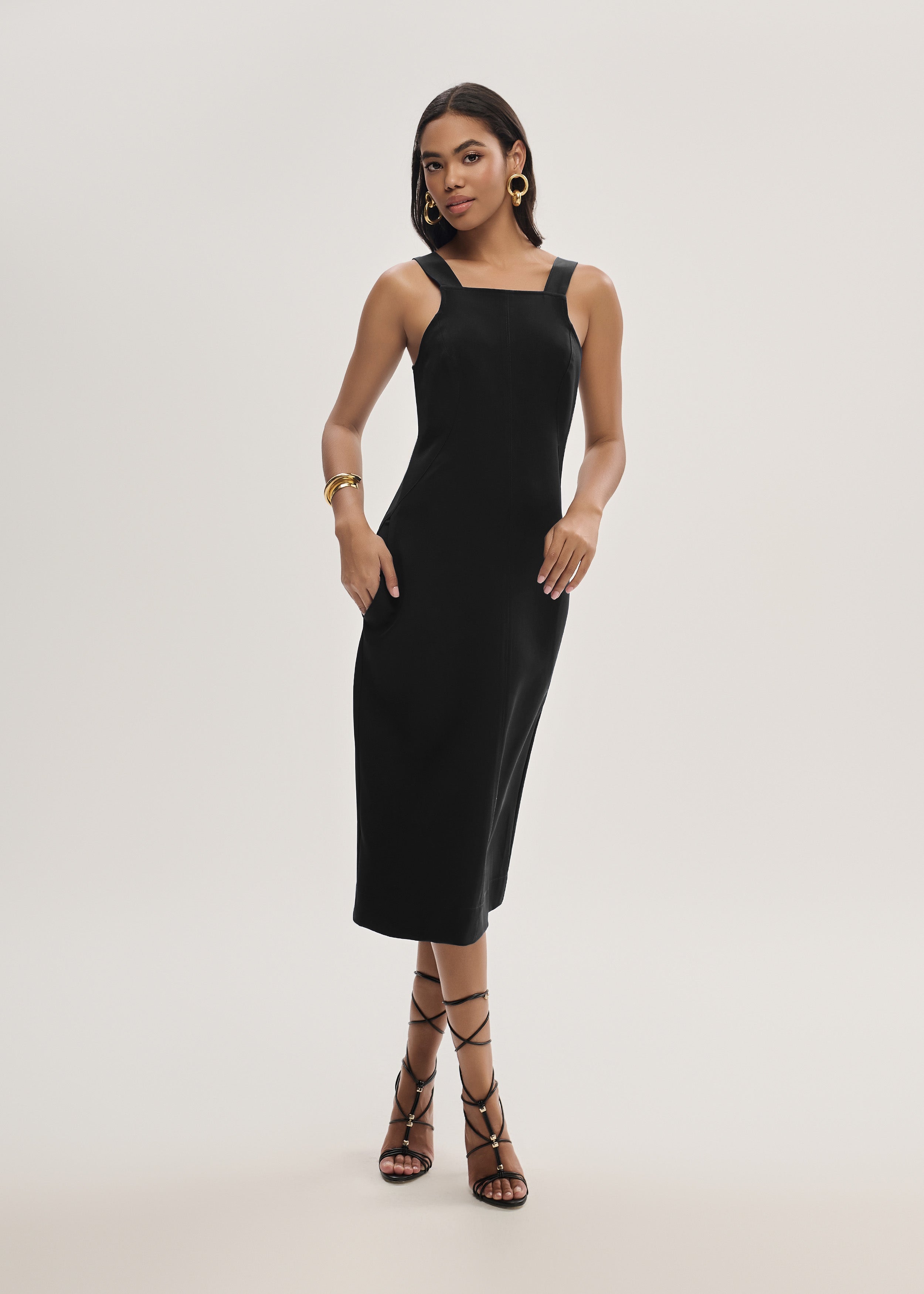 Vestido Midi Alça com Fivela