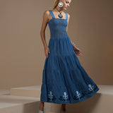 Vestido Jeans Longo com Bordado na Barra