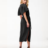 Vestido Midi com Mangas Amplas e Cinto