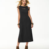 Vestido Midi com Recorte e Acabamento em PU