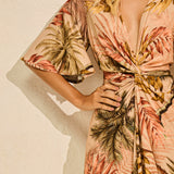 Vestido Midi Transpassado Estampa Palmar