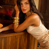 Vestido Curto Dourado com Drapeado Lateral