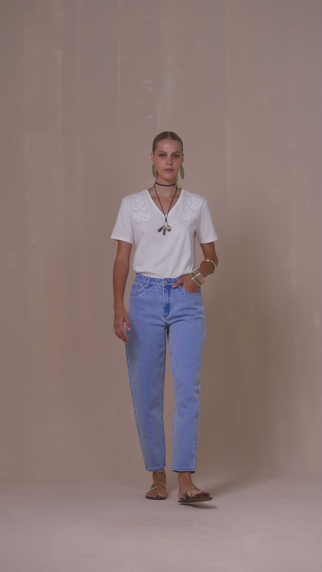 Calça Slouchy em Denim Estonado Diagonal